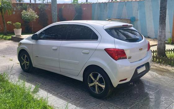 CHEVROLET ONIX 1.4 MPFI LTZ 8V FLEX 4P AUTOMÁTICO